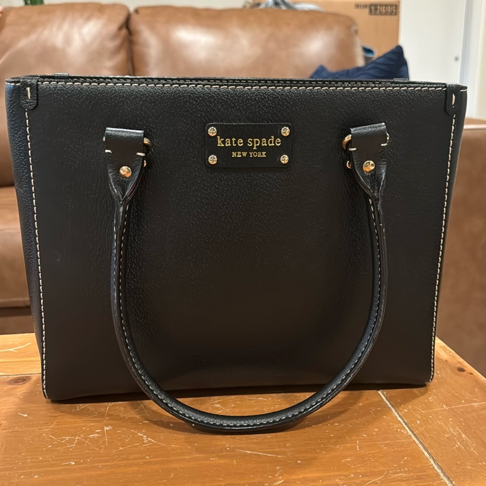 Black Kate spade hand bag